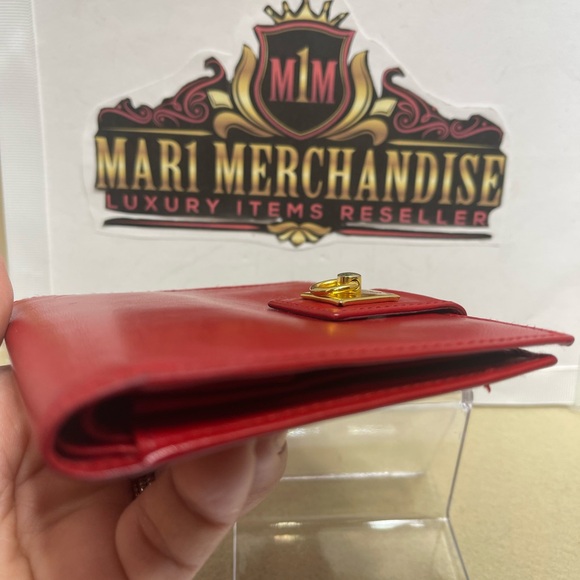 Celine Bifold Compact Wallet in Red Leather.Pre Loved. - Picture 4 of 13